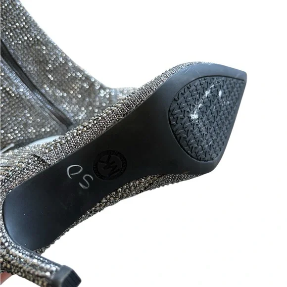 Michael Khors Woman’s 5 1/2 Silver Mesh Chain 3” Heel Ankle Boots With Side Zip - Picture 8 of 8